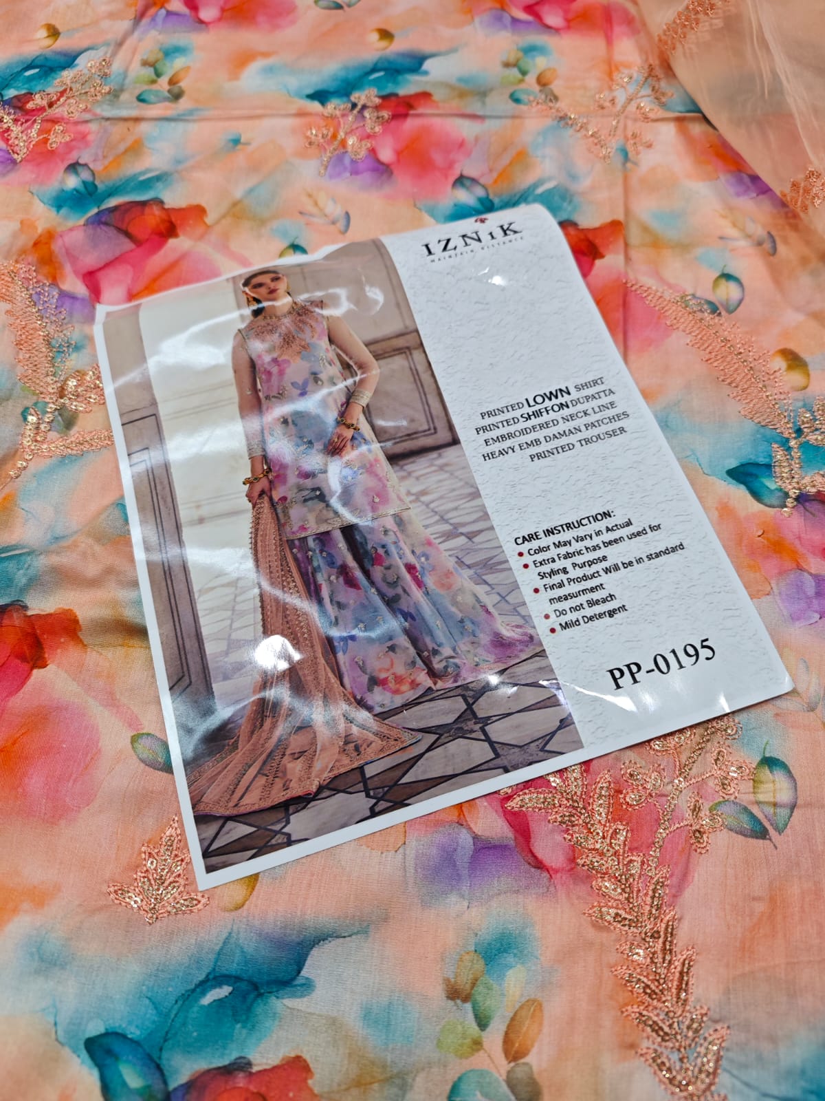 Iznik Eid Collection