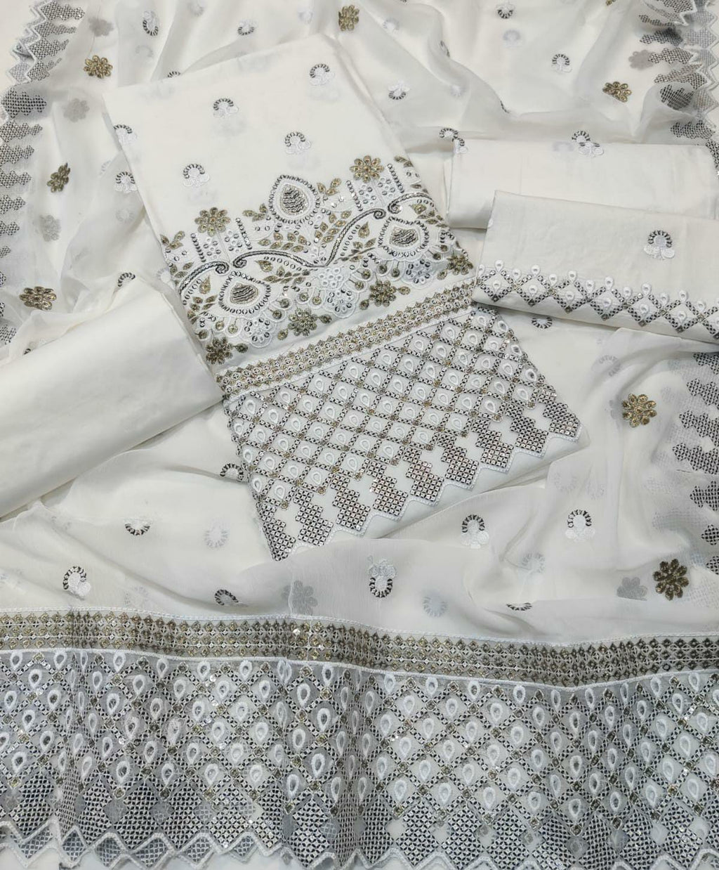 Asim jofa Embroided Cotton