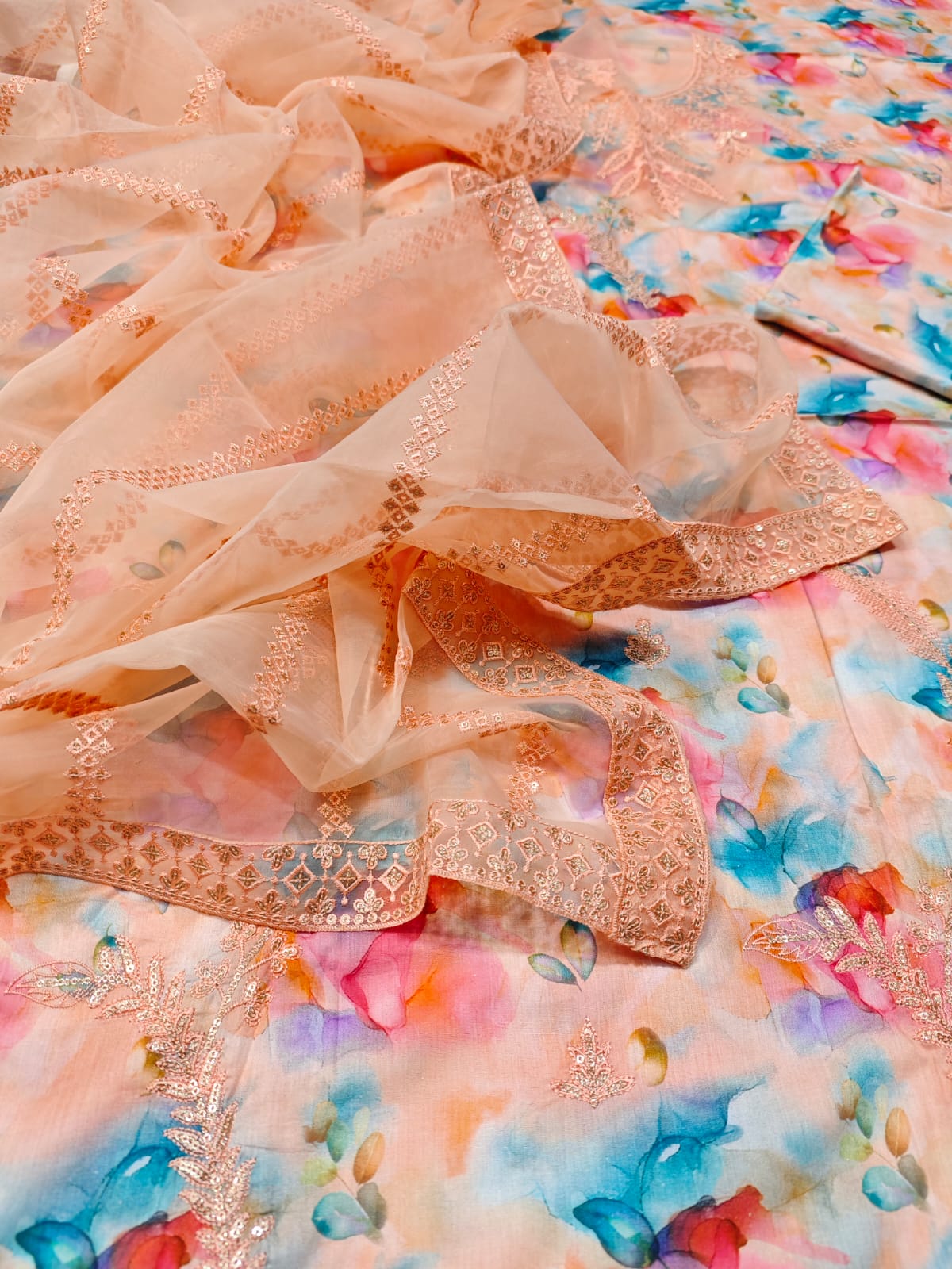 Iznik Eid Collection