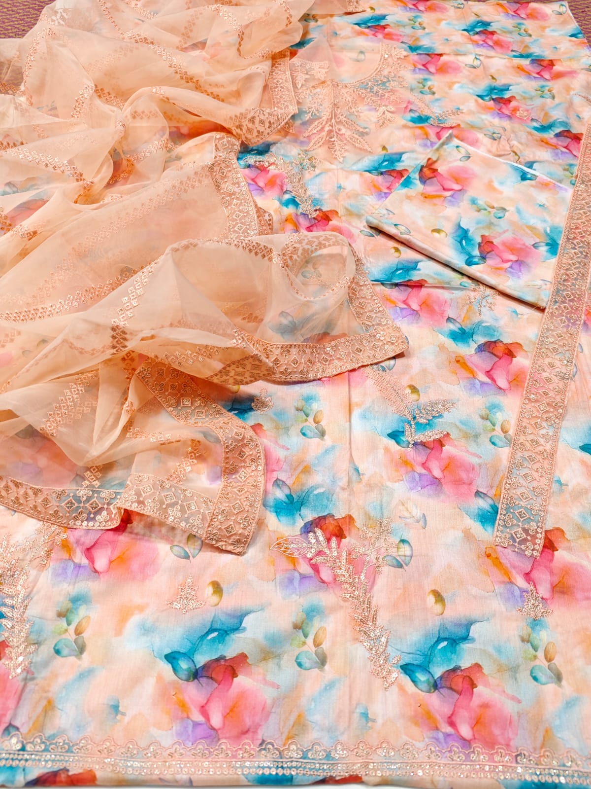 Iznik Eid Collection