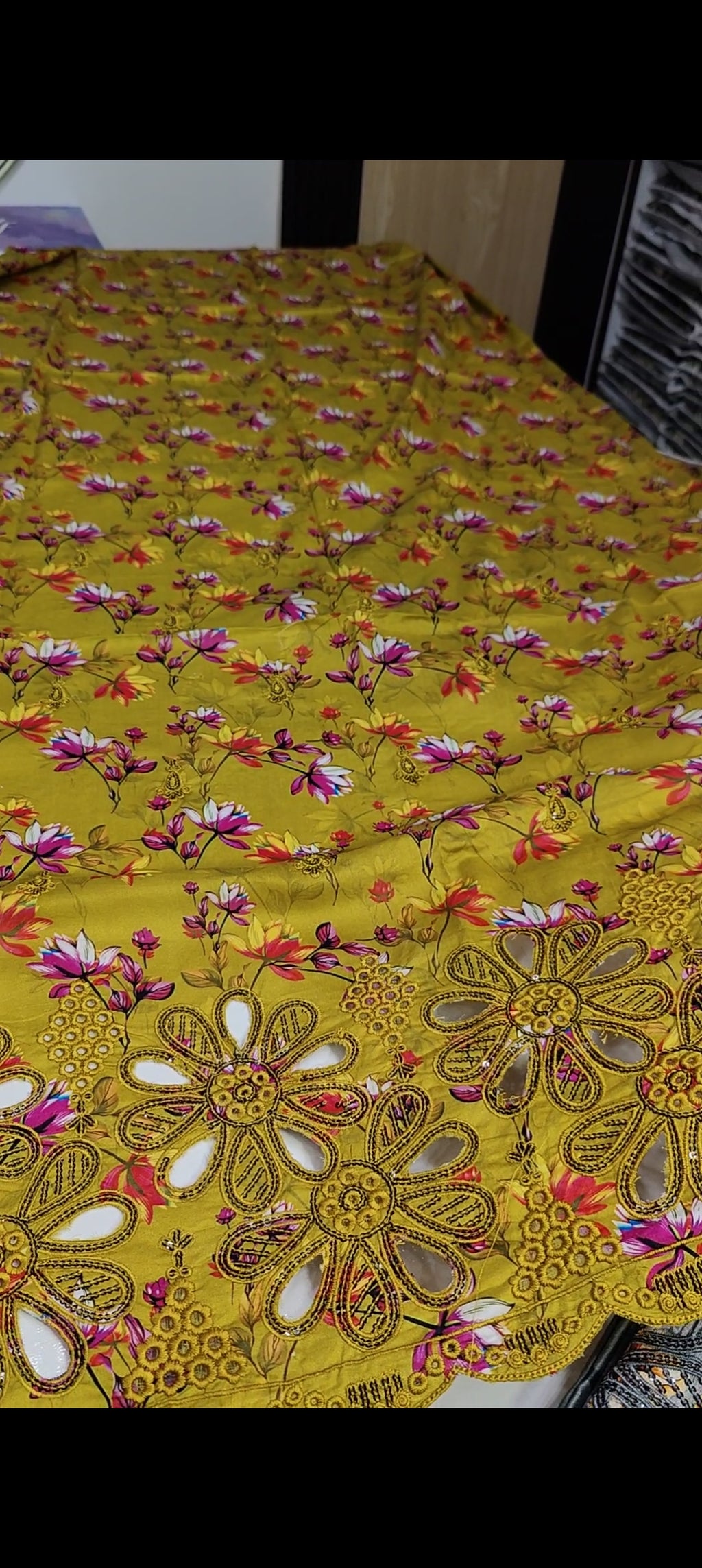 Sabrang Dhani cut work