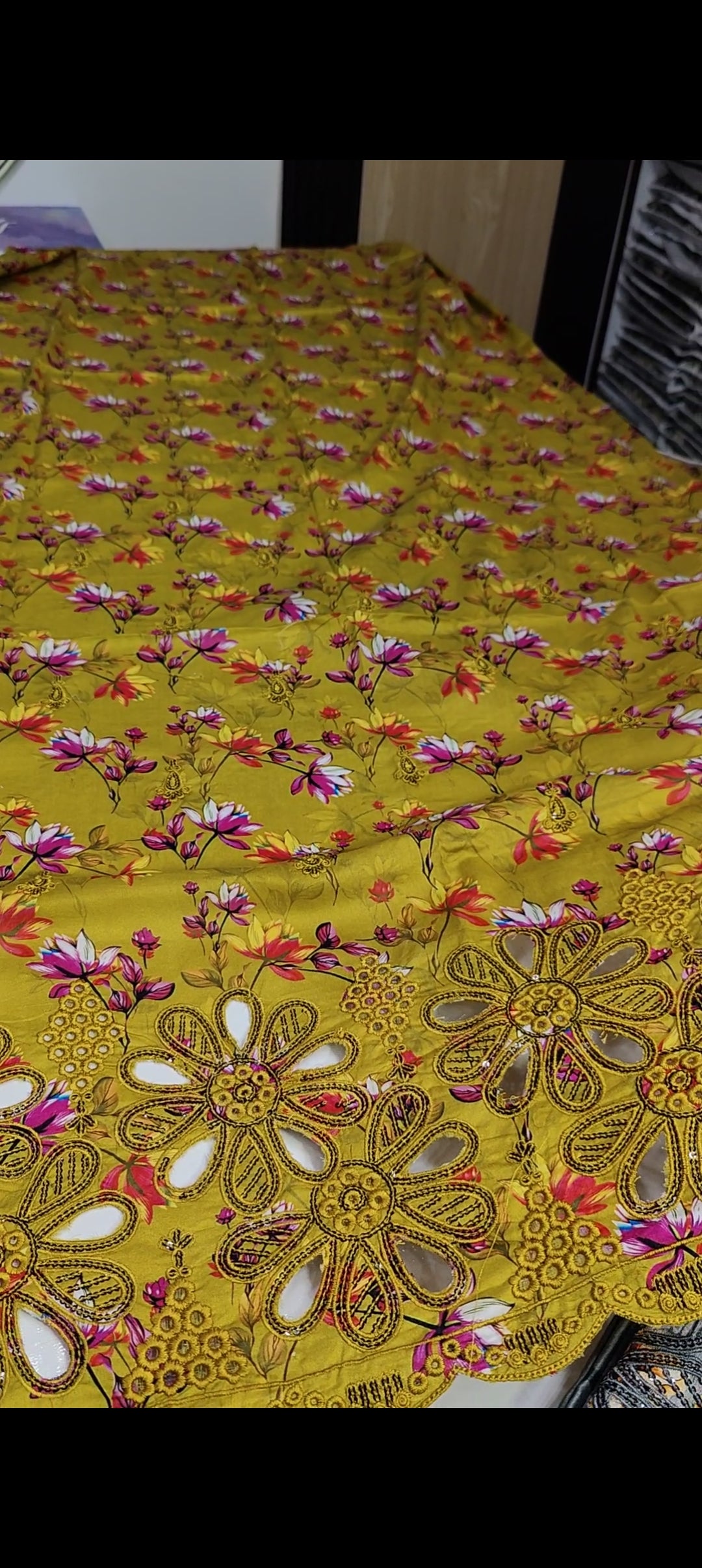 Sabrang Dhani cut work
