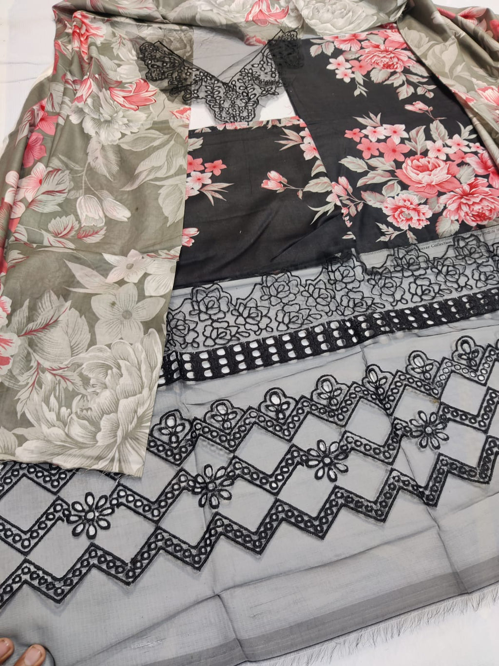 Iznik black pink - Danish Cloth